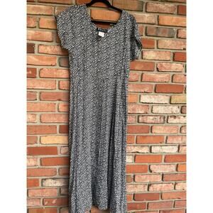 All that Jazz Black and White Maxi Dress